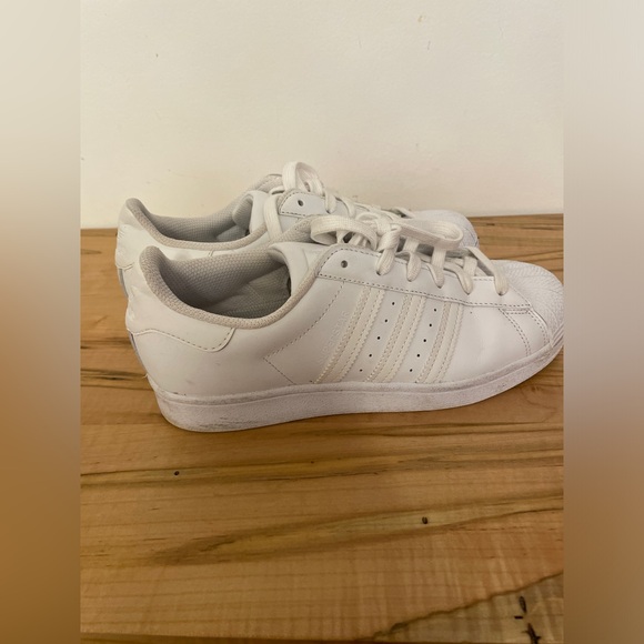 Adidas's originals superstar all white size 7 women's - Picture 5 of 11